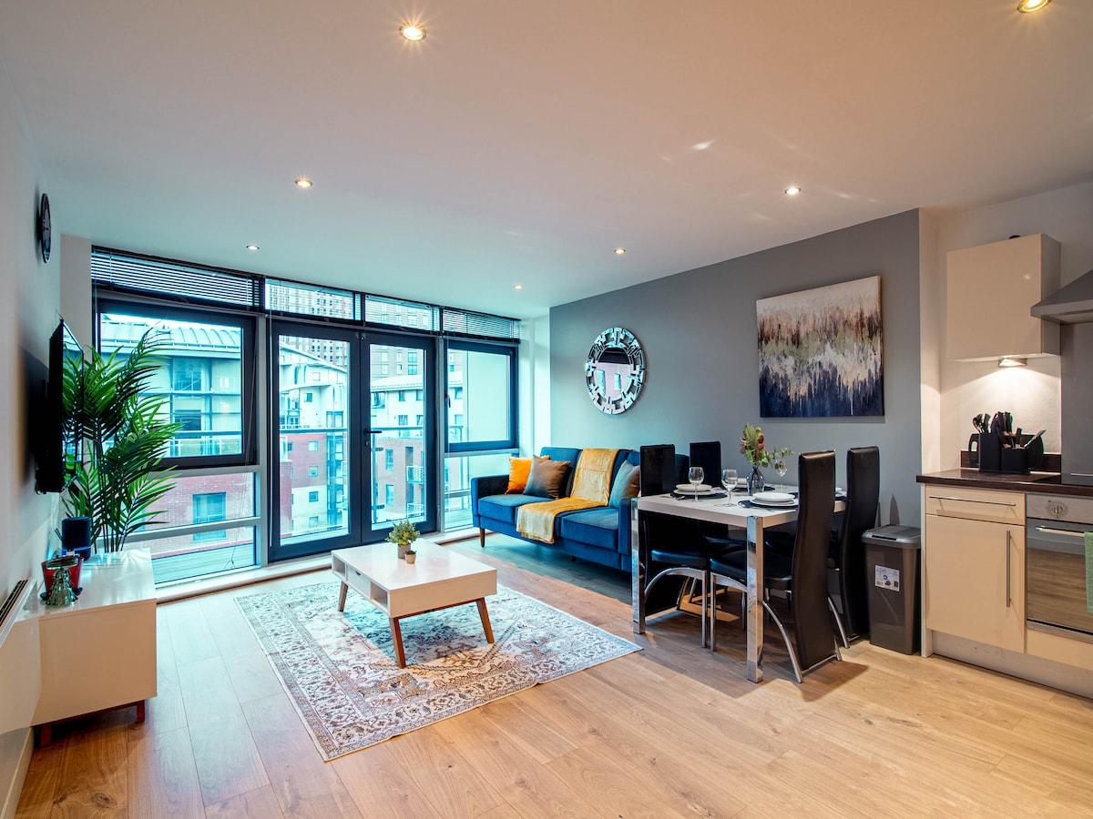 Leeds Waterside Balcony Retreat 2 Bed 2 Bath
