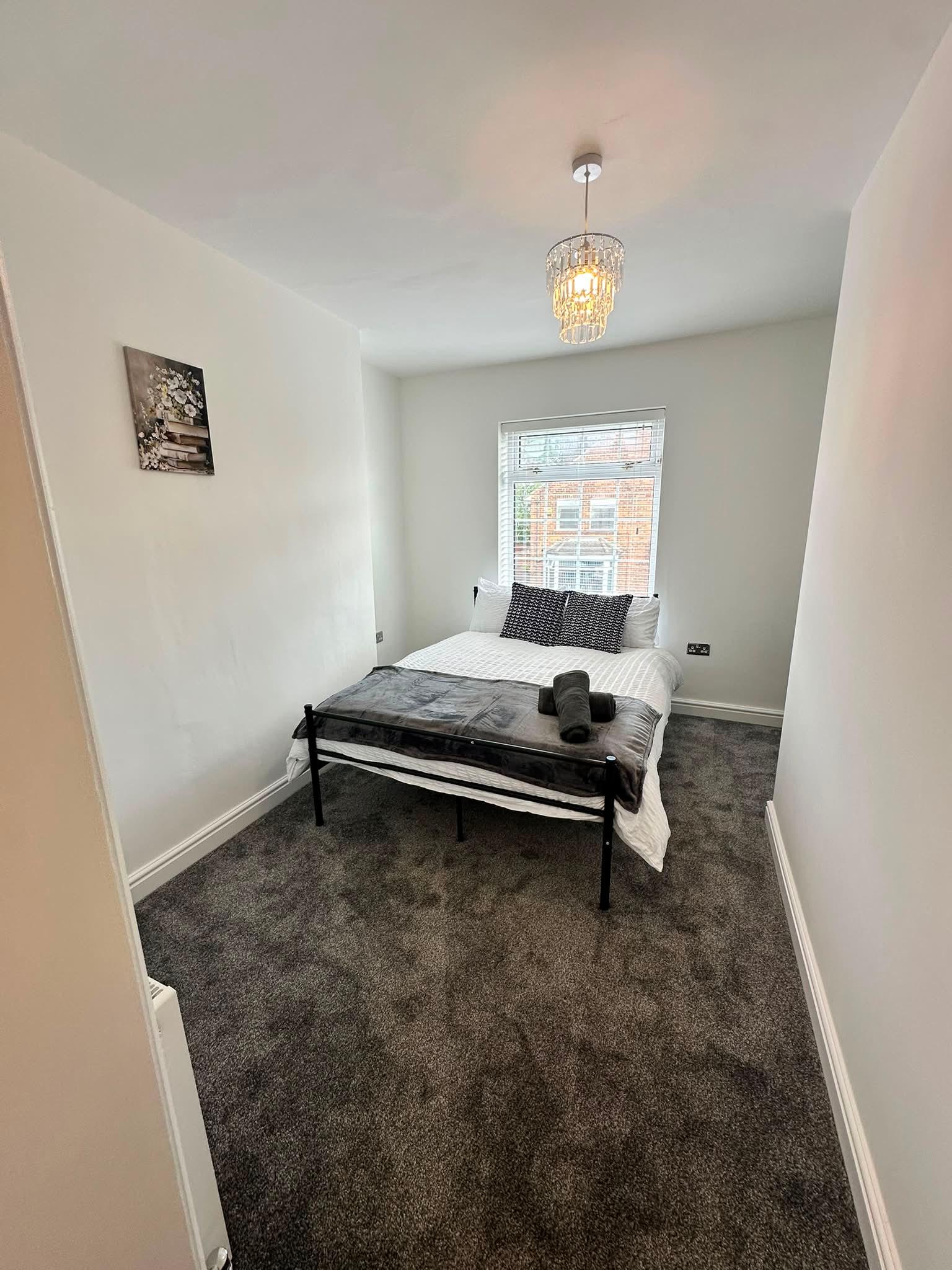 Spacious Two Bed House With Stunning View.3