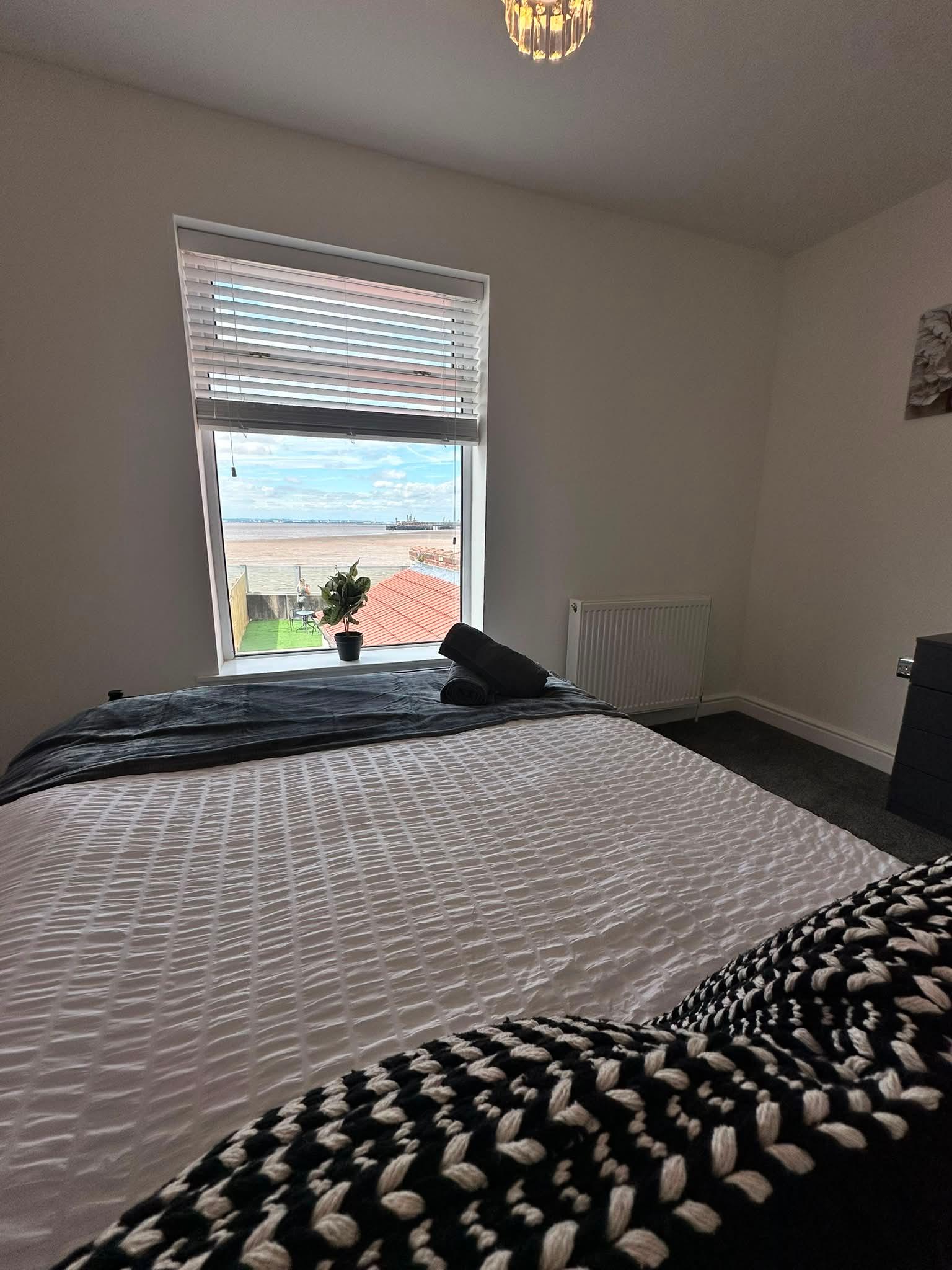 Spacious Two Bed House With Stunning View.5