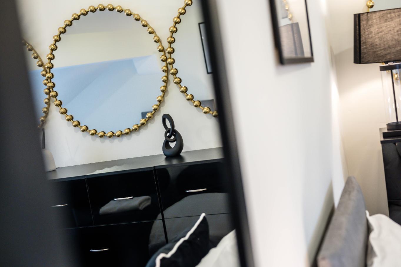 Anfield Cosy Stays | Close to Stadium | Sleeps 144