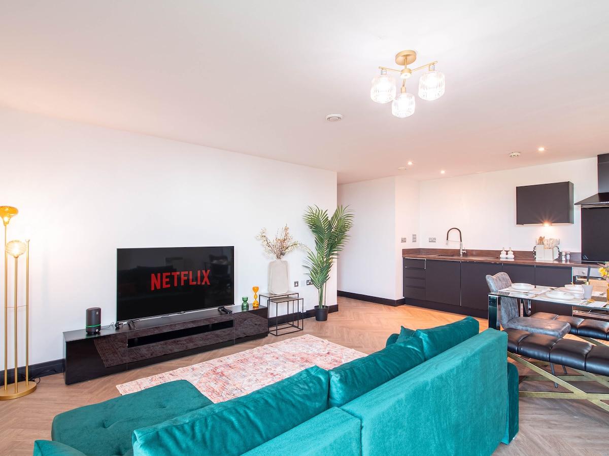 Leeds Luxury 2-Bed Apartment |Heart of City Centre6